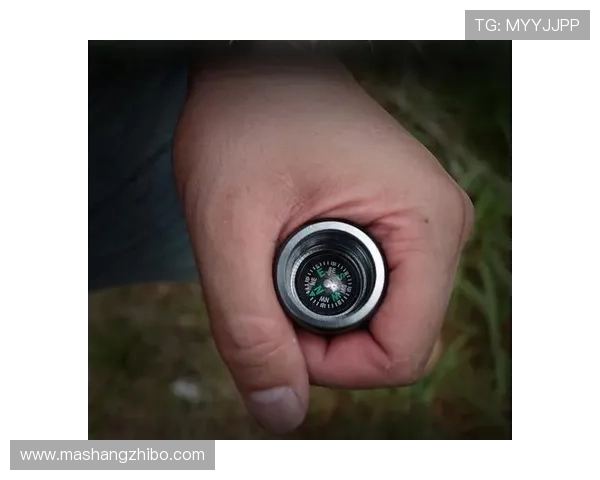 西安网球队边路渗透战术解析与实战应用探讨