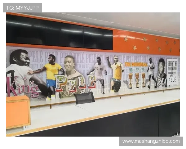 黑人足球明星签名背后的故事与传奇人生揭秘